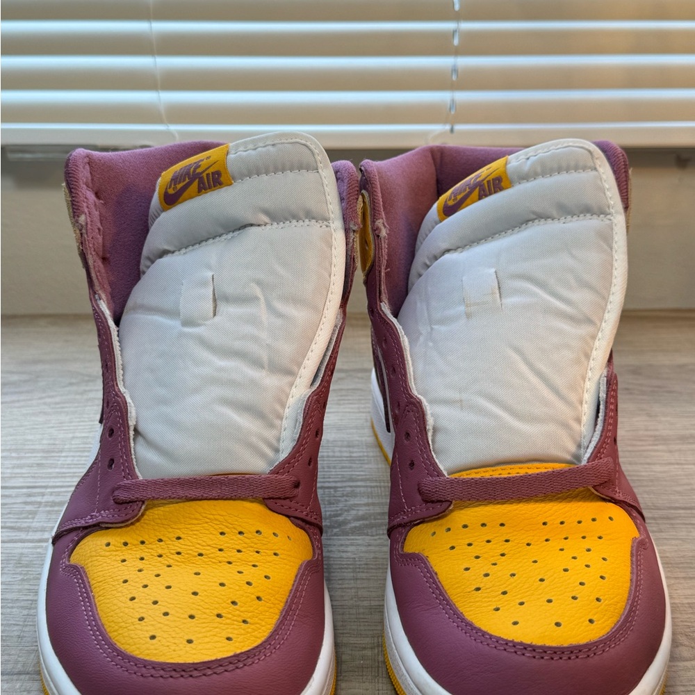 Men’s Retro 1 “Brotherhood” size: 9.5m